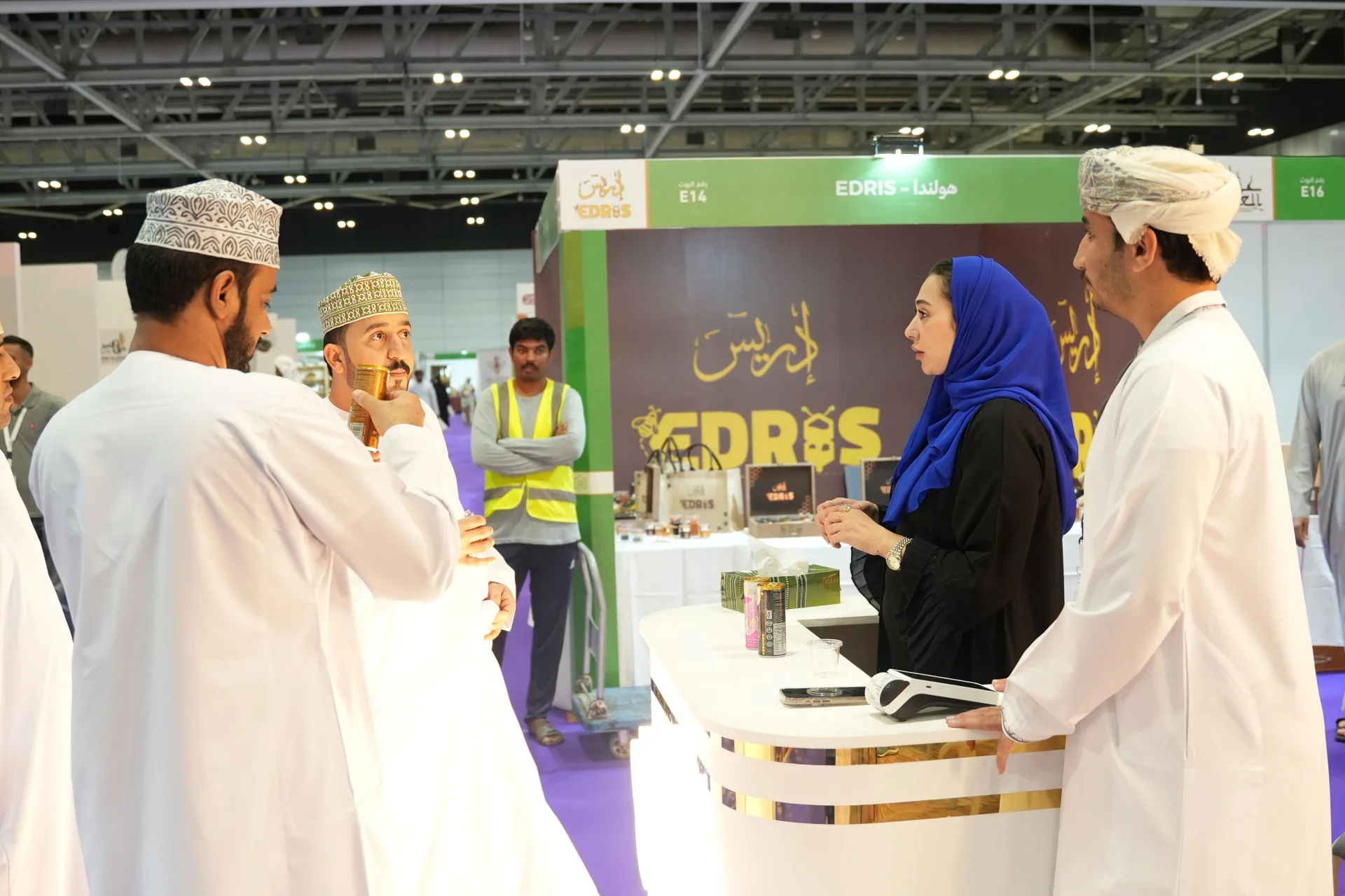 Distinguished Presence at the Dates and Honey Exhibition – Sultanate of Oman